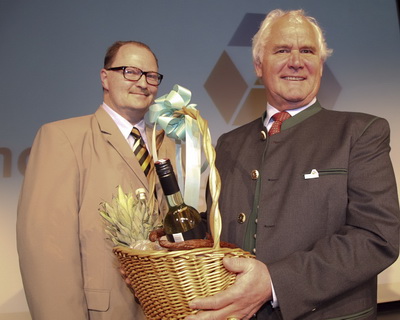 Prägten in den letzten 15 Jahren als „Duo“ das Geschehen der Salzbruger Holzbau-Innung: KOmmRat Richard Rothböck (vo.) als LIM und Mag. Karl Scheliessnig als GF der Landesinnung